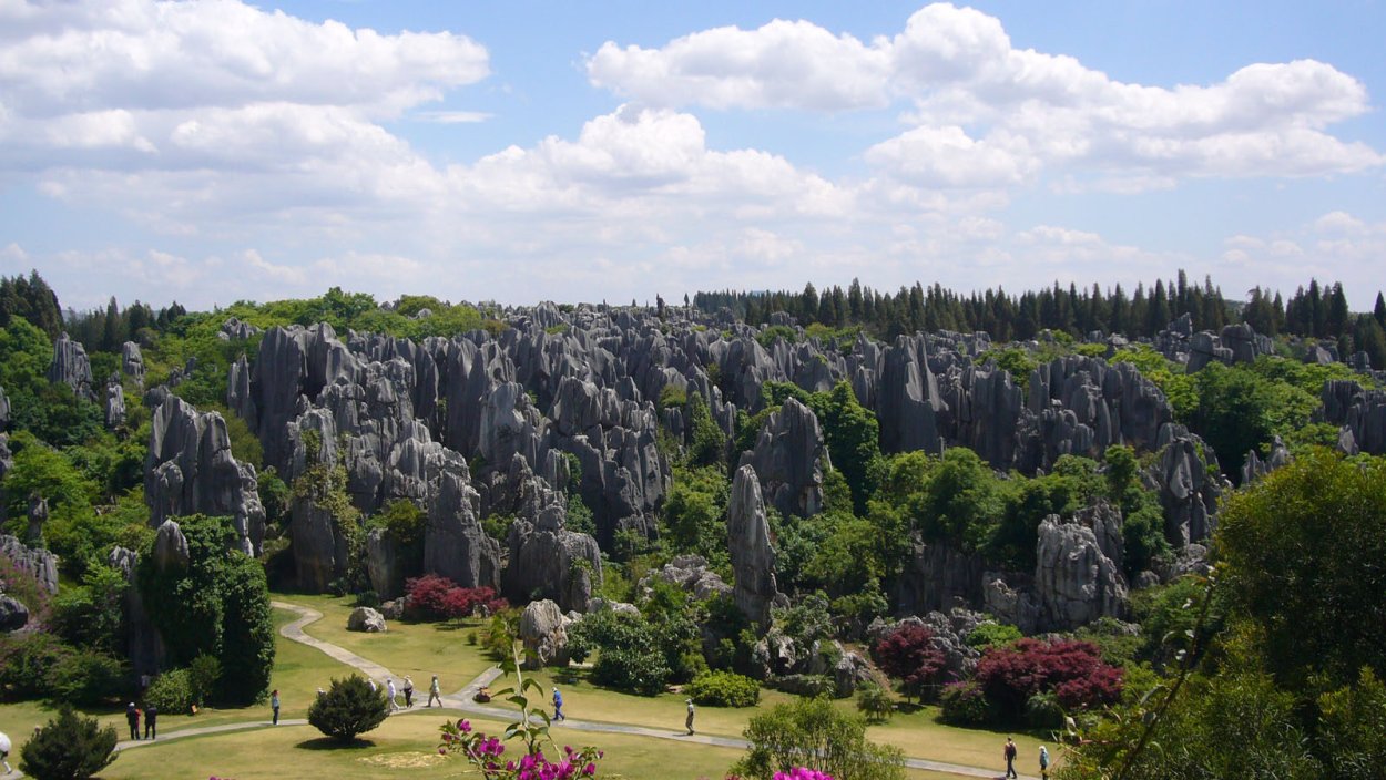Каменный лес Шилинь