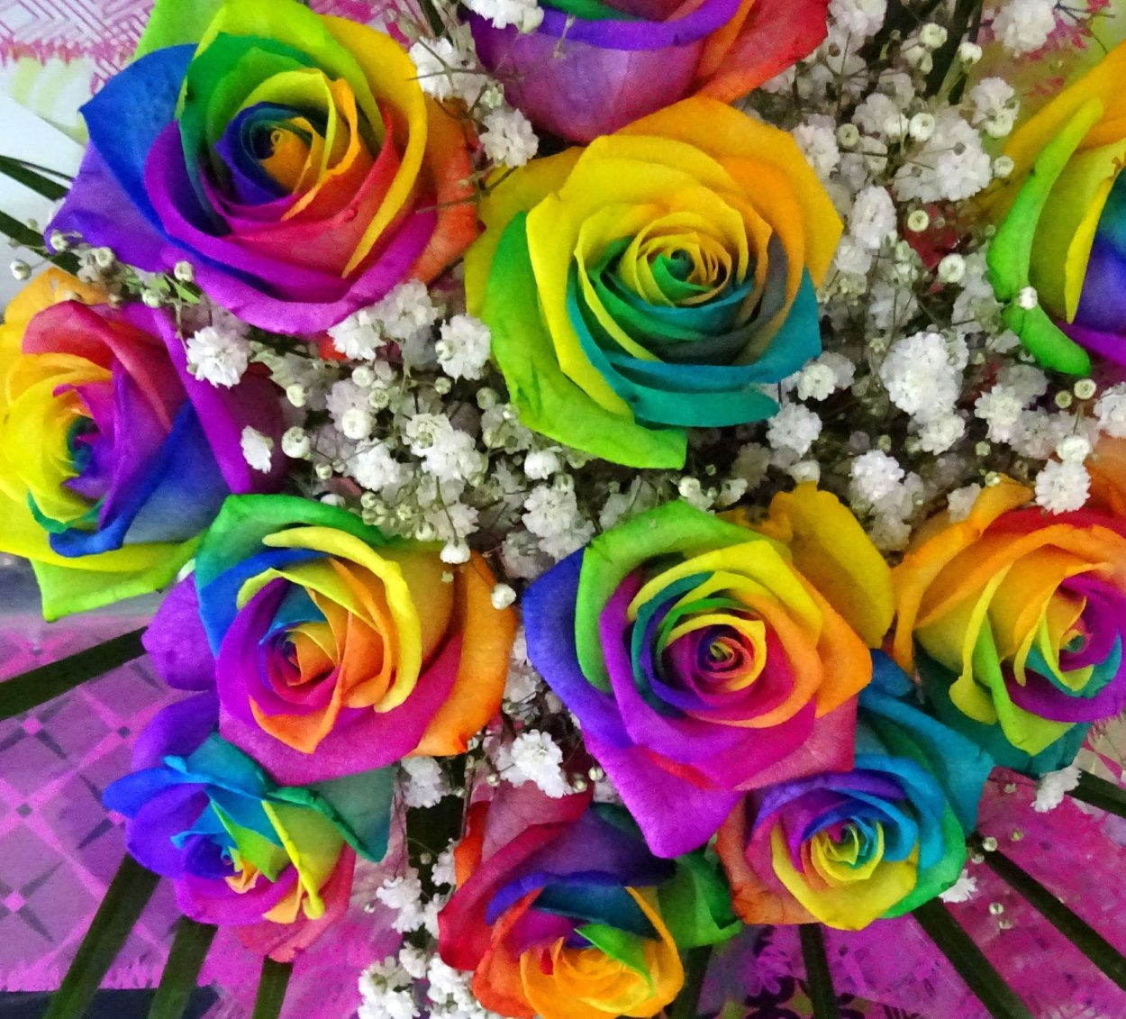 Цветные цветы