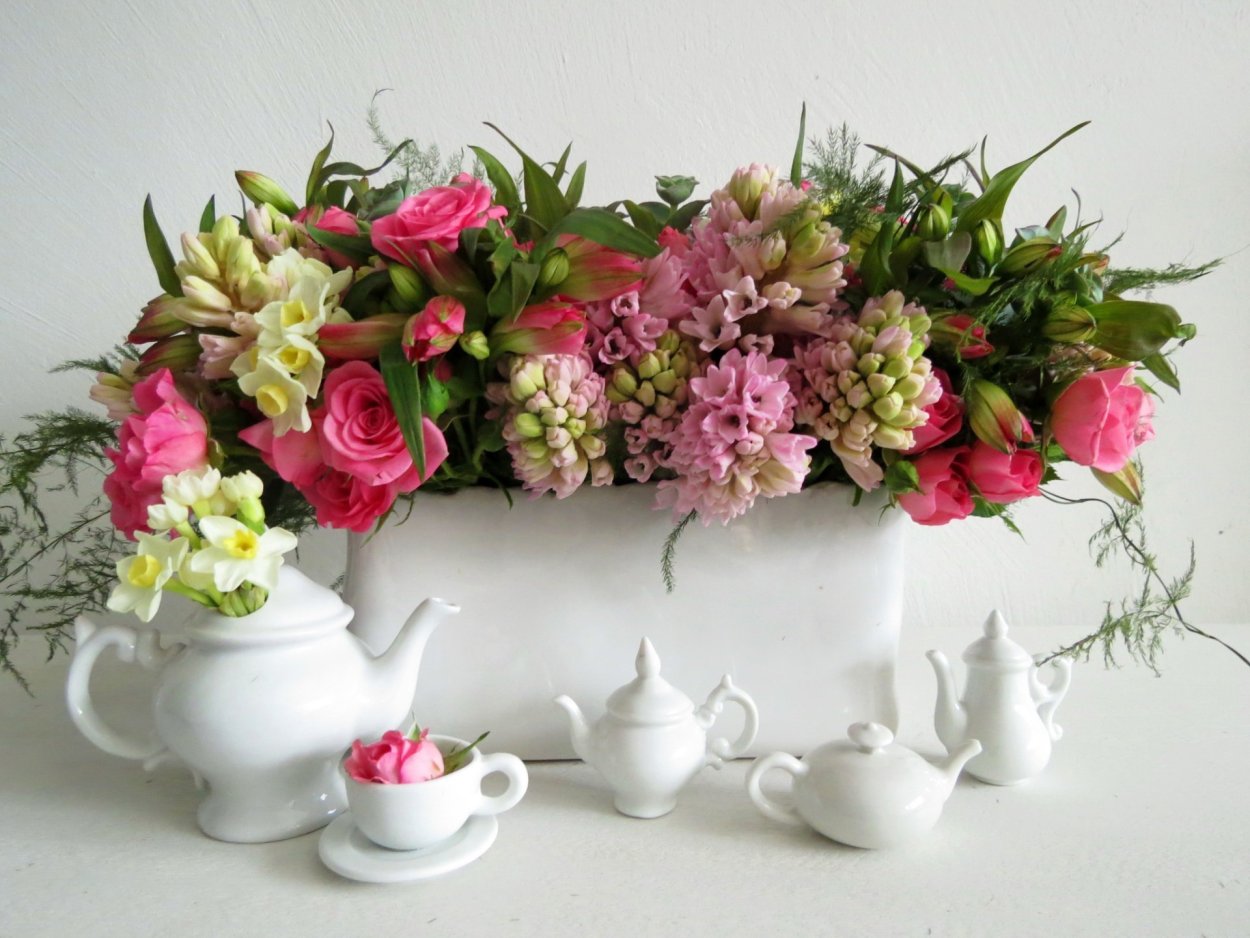 Композиции из искусственных цветов для интерьера