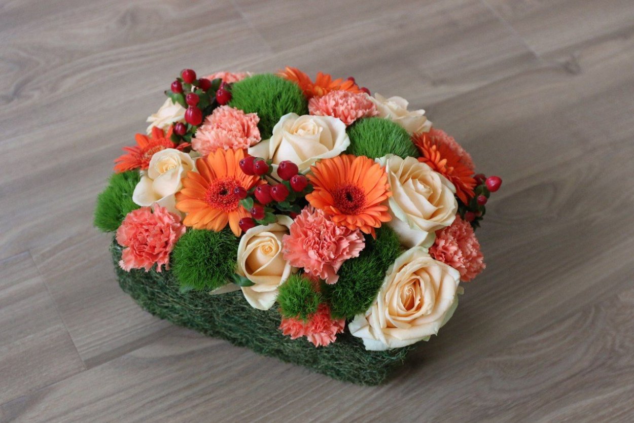 Гвоздика Шабо белая