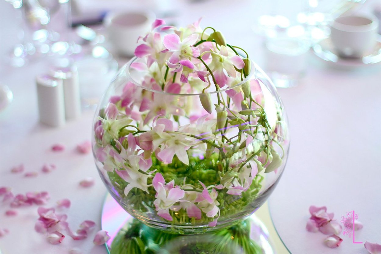 Цветочная композиция в вазе