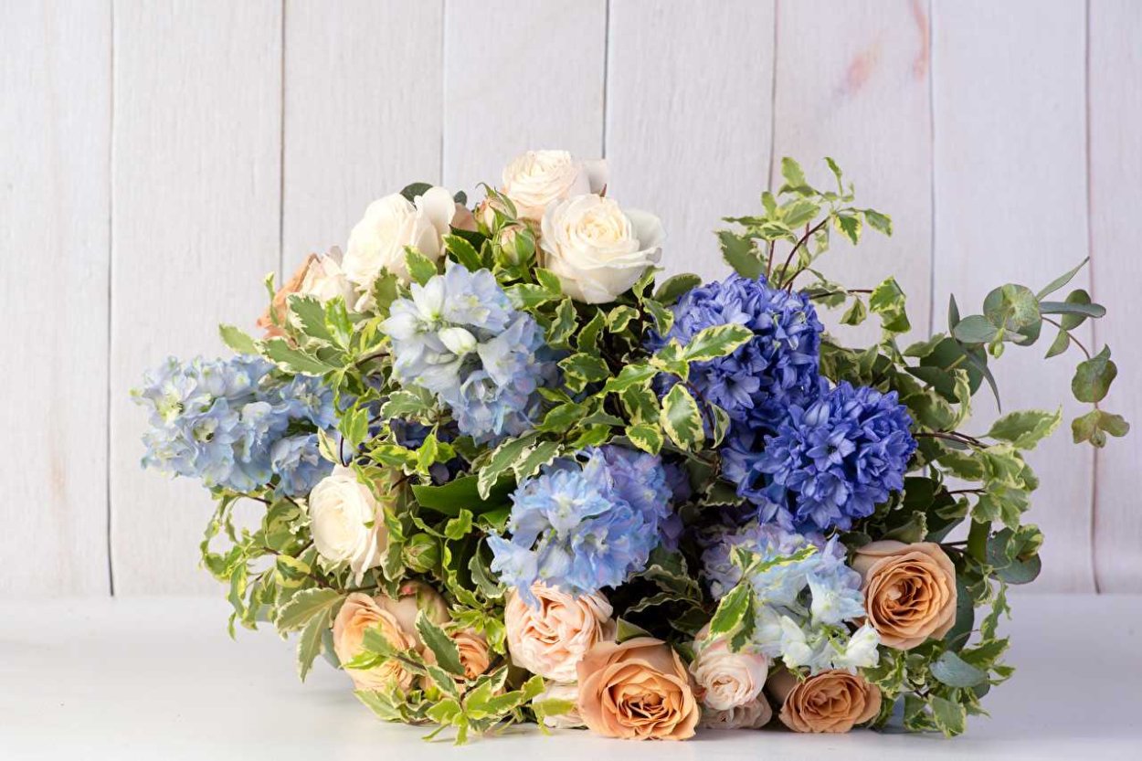 Букет с гортензией