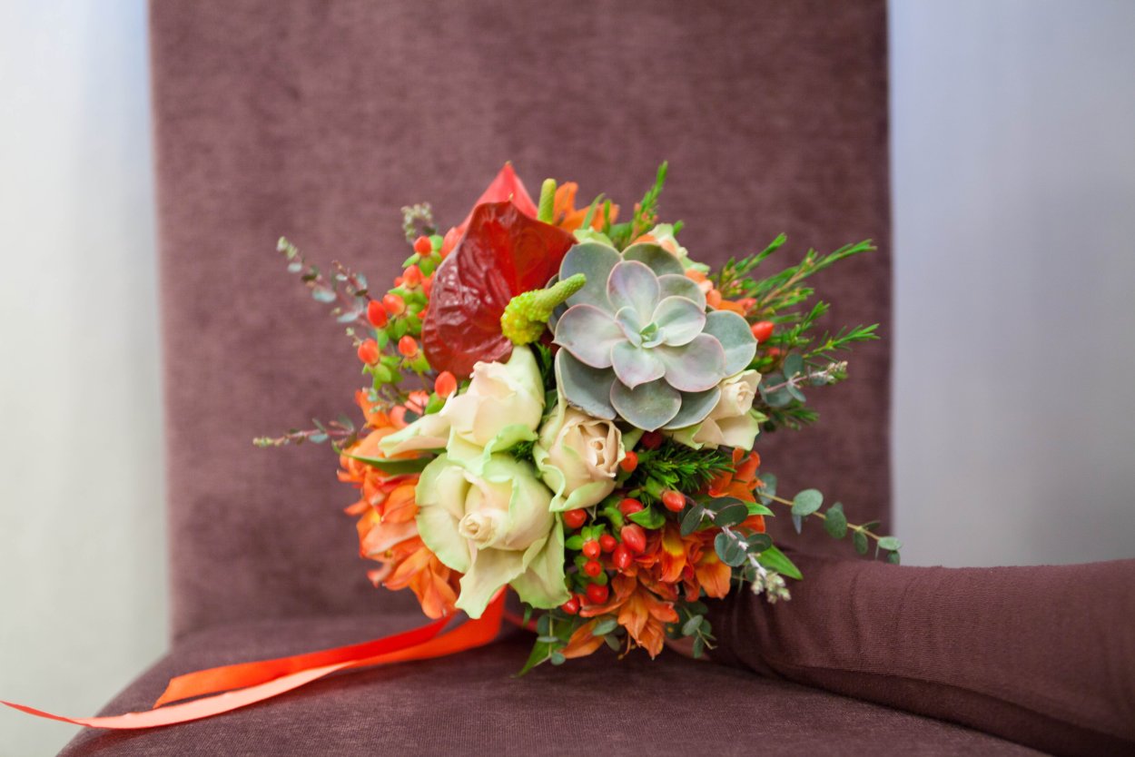 Авторский букет с антуриумом