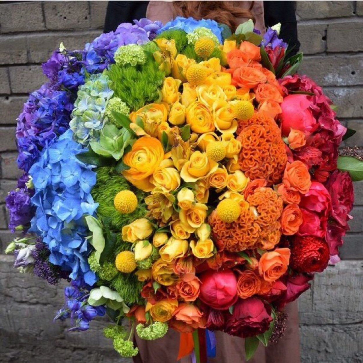 Радужные букеты