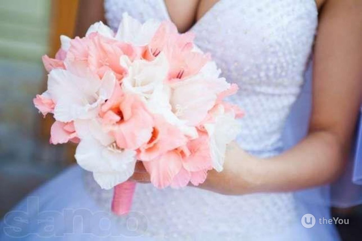 Букет невесты с гладиолусами