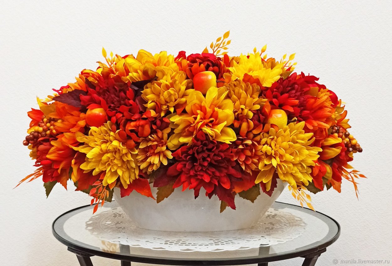 Цветы яркая осень