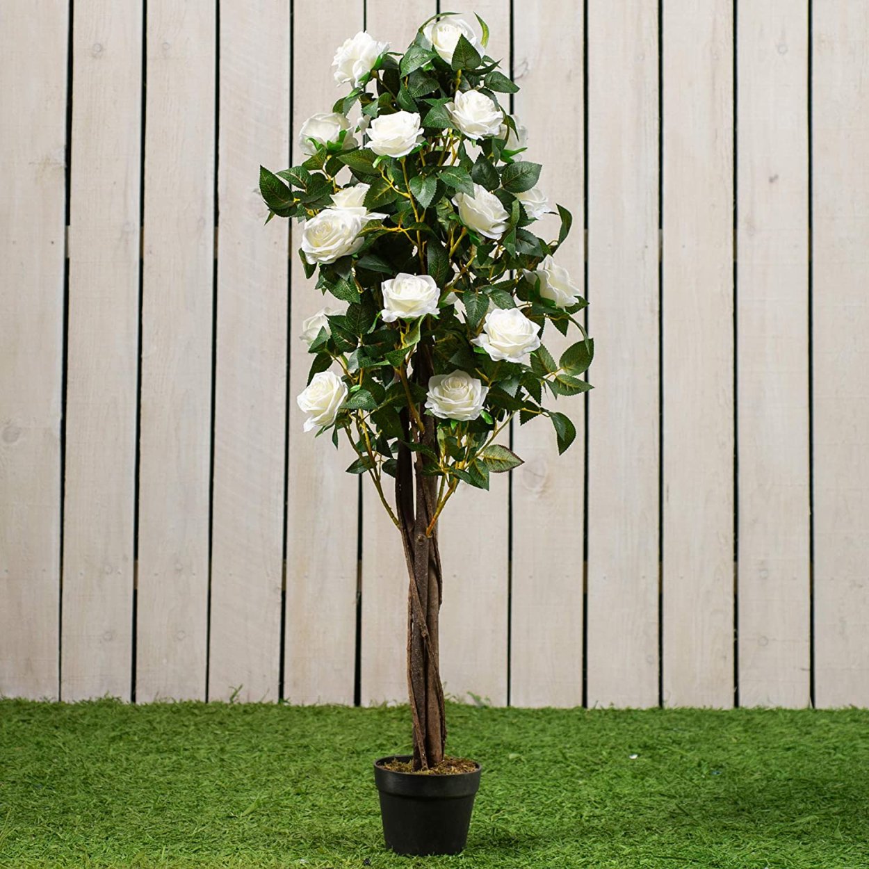 Дерево с розочками