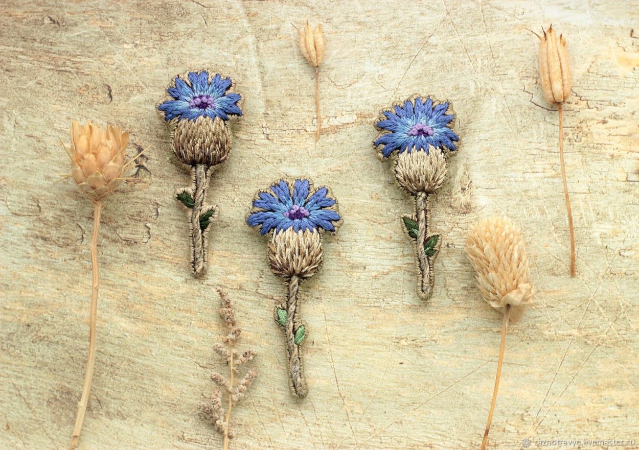 Брошки разнотравье