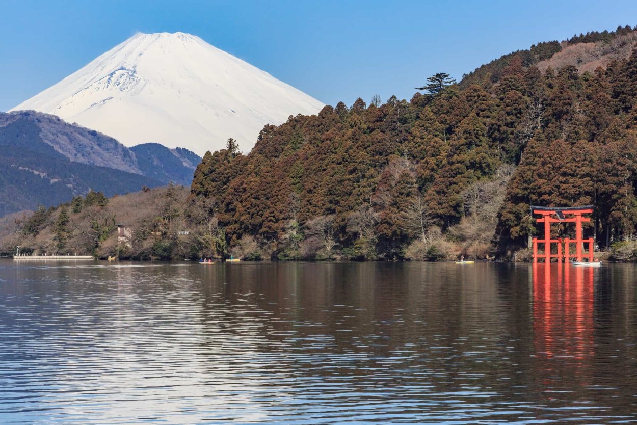 Национальный парк Фудзи-Хаконэ-Идзу храмы