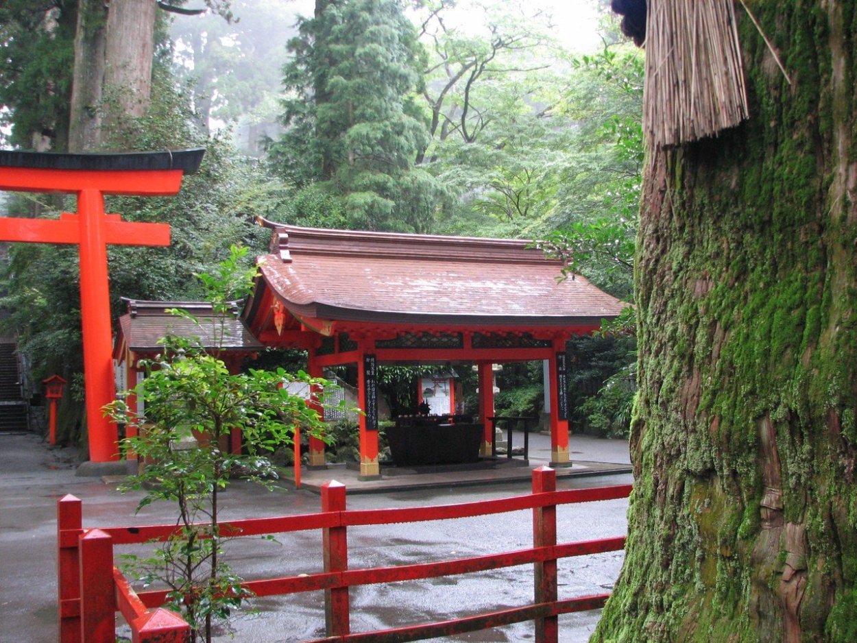 Храм Хаконе Япония