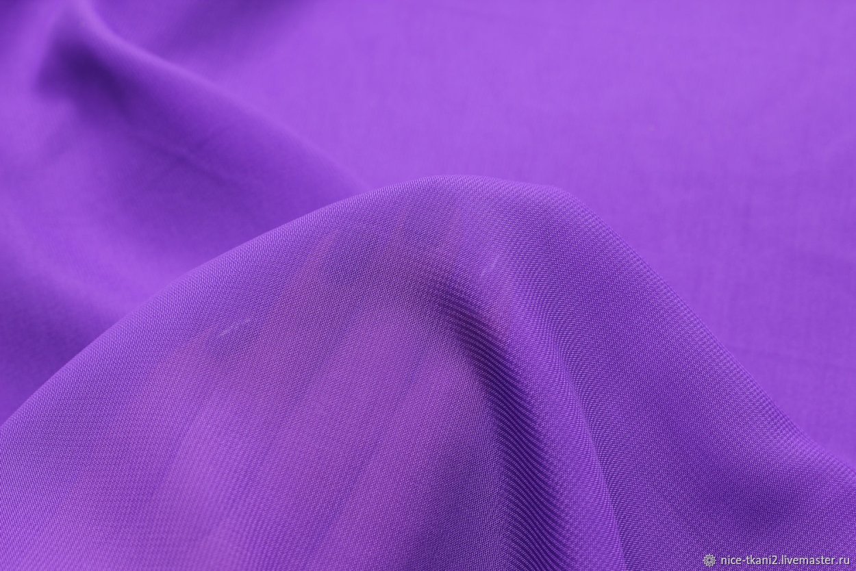 Фиолетовая ткань