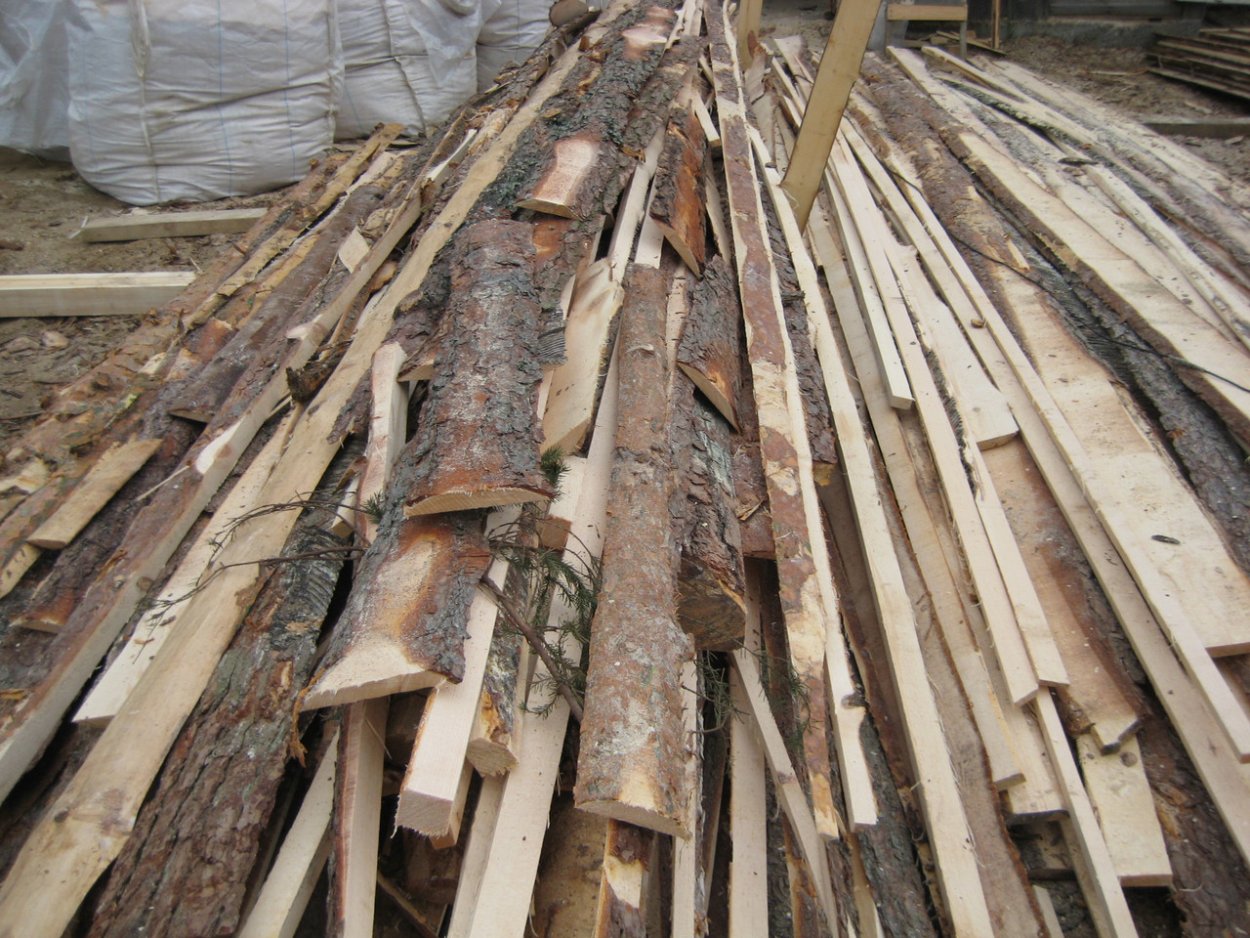 Горбыль на пилораме