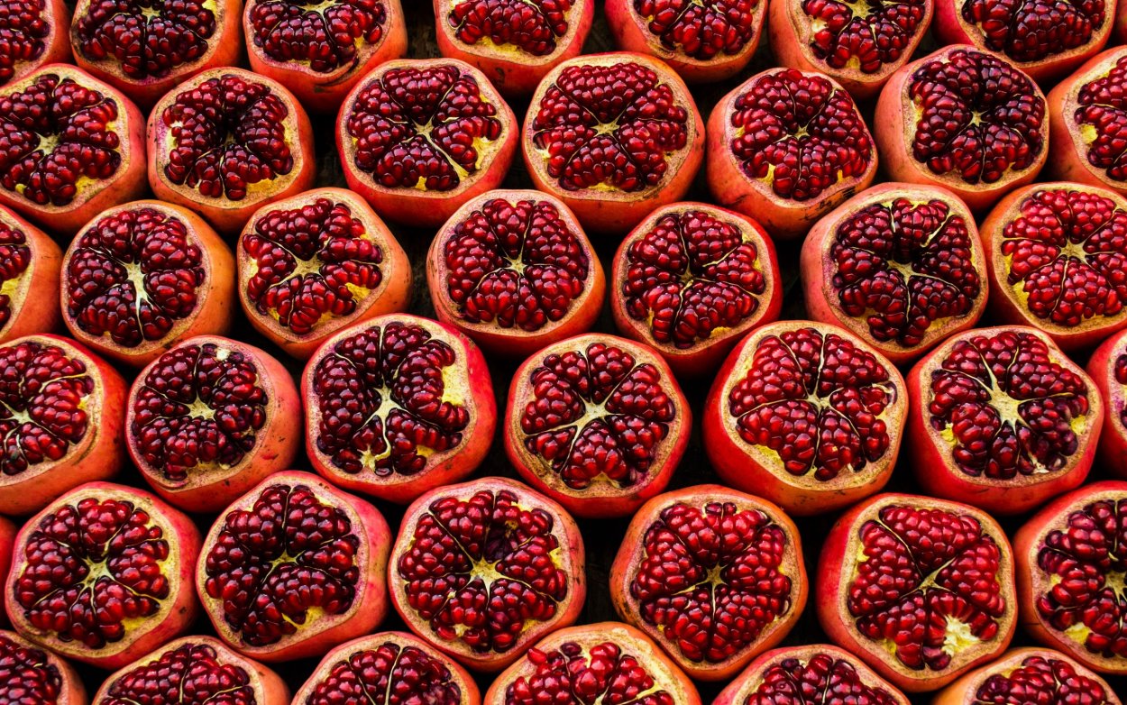 Гранат фрукт