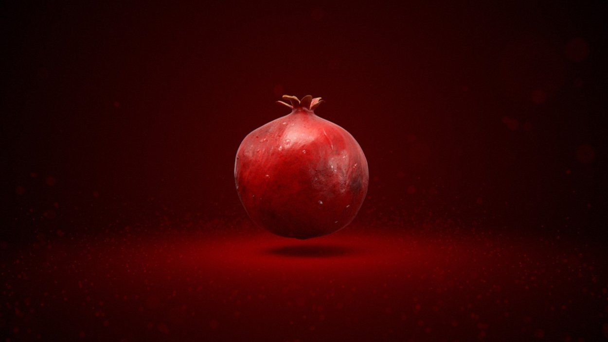 Гранат на черном фоне