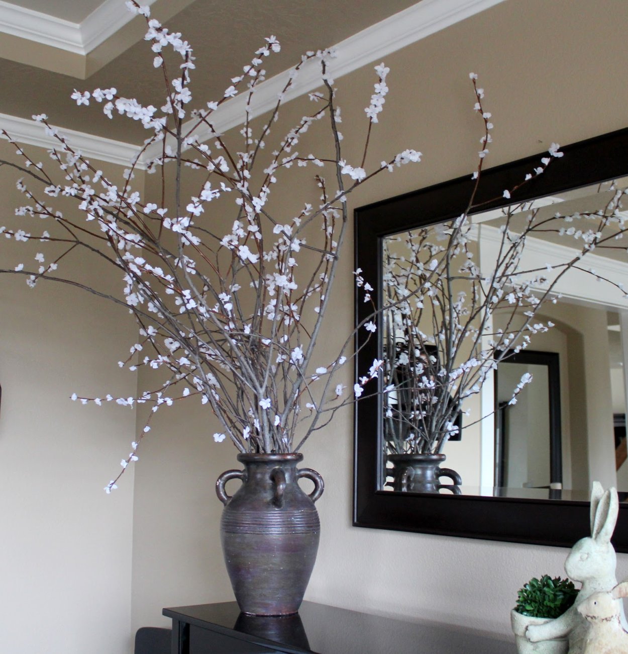 Искусственные ветки в интерьере