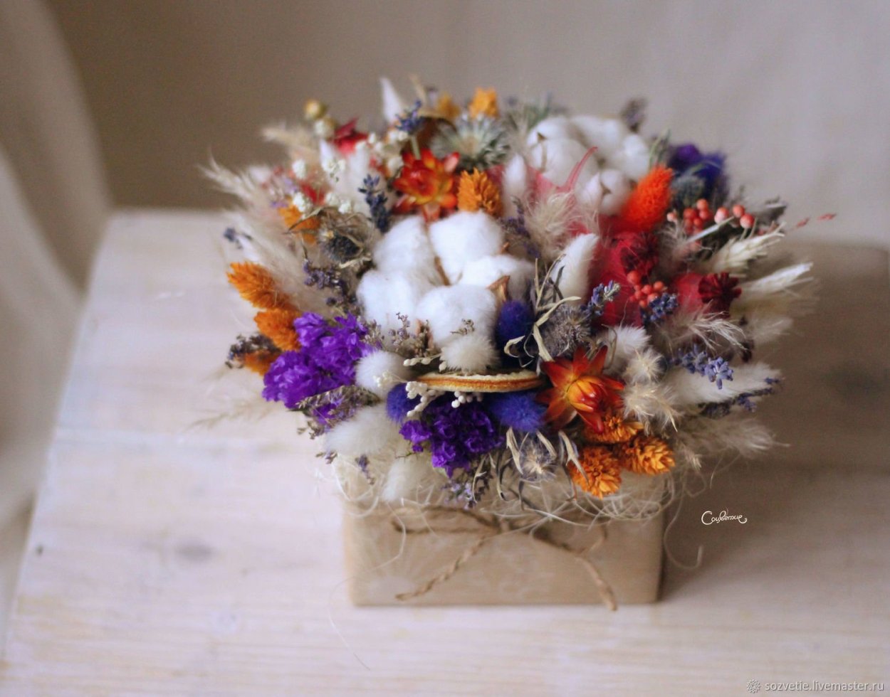 Корзина с сухоцветами