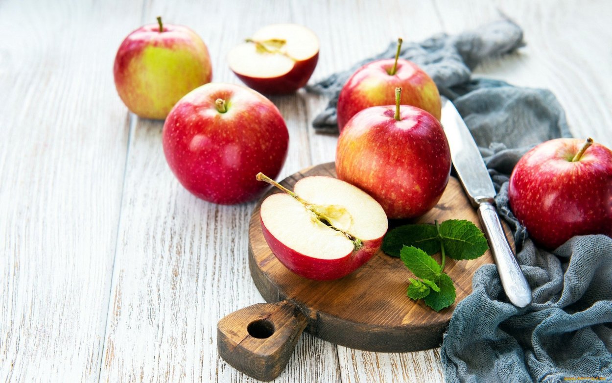Доска разделочная «яблоко»