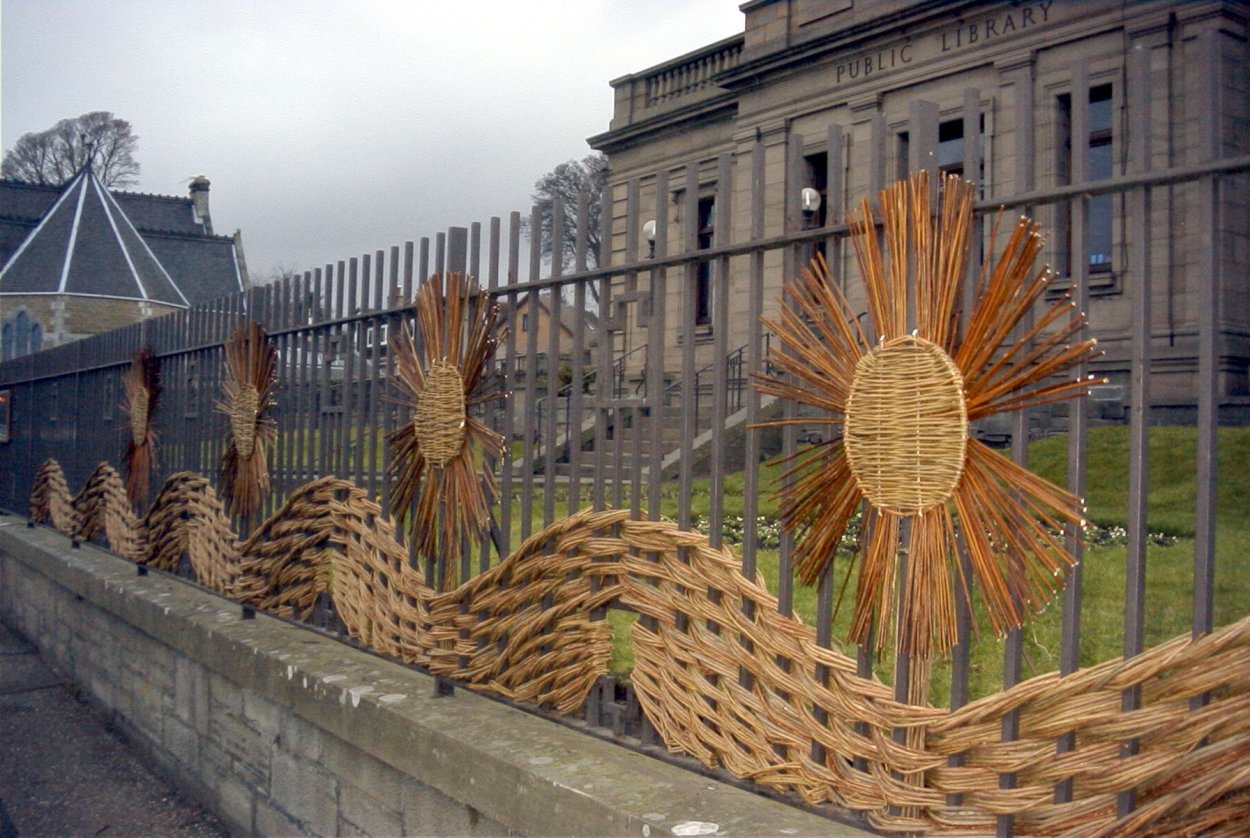 Плетень из лозы