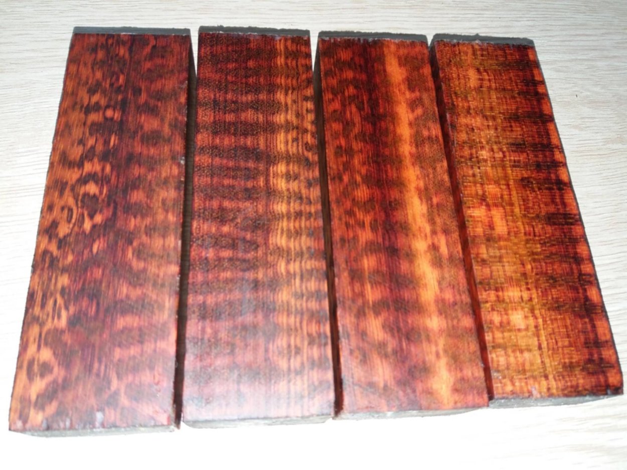 Змеиное дерево древесина