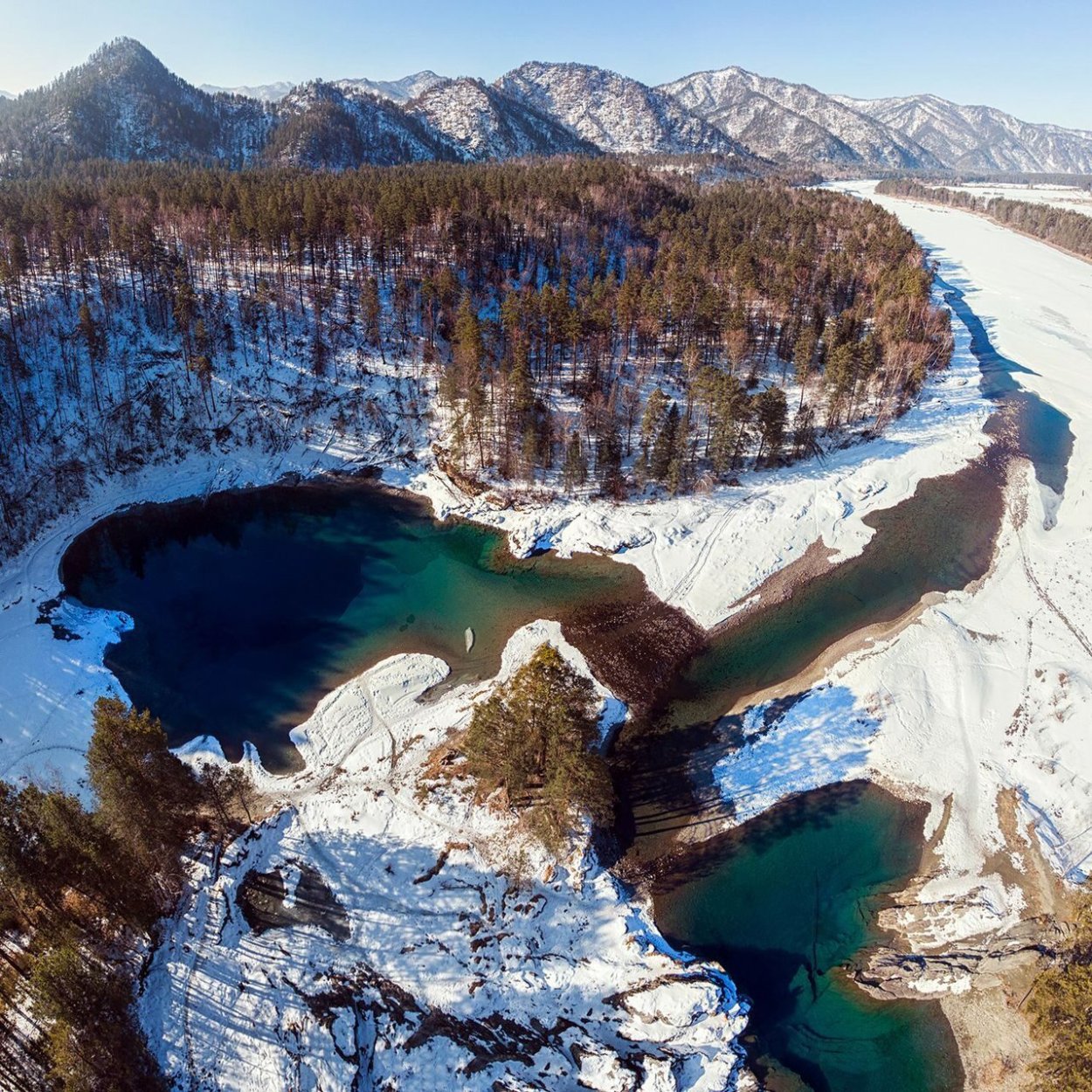Аскат горный Алтай зимой