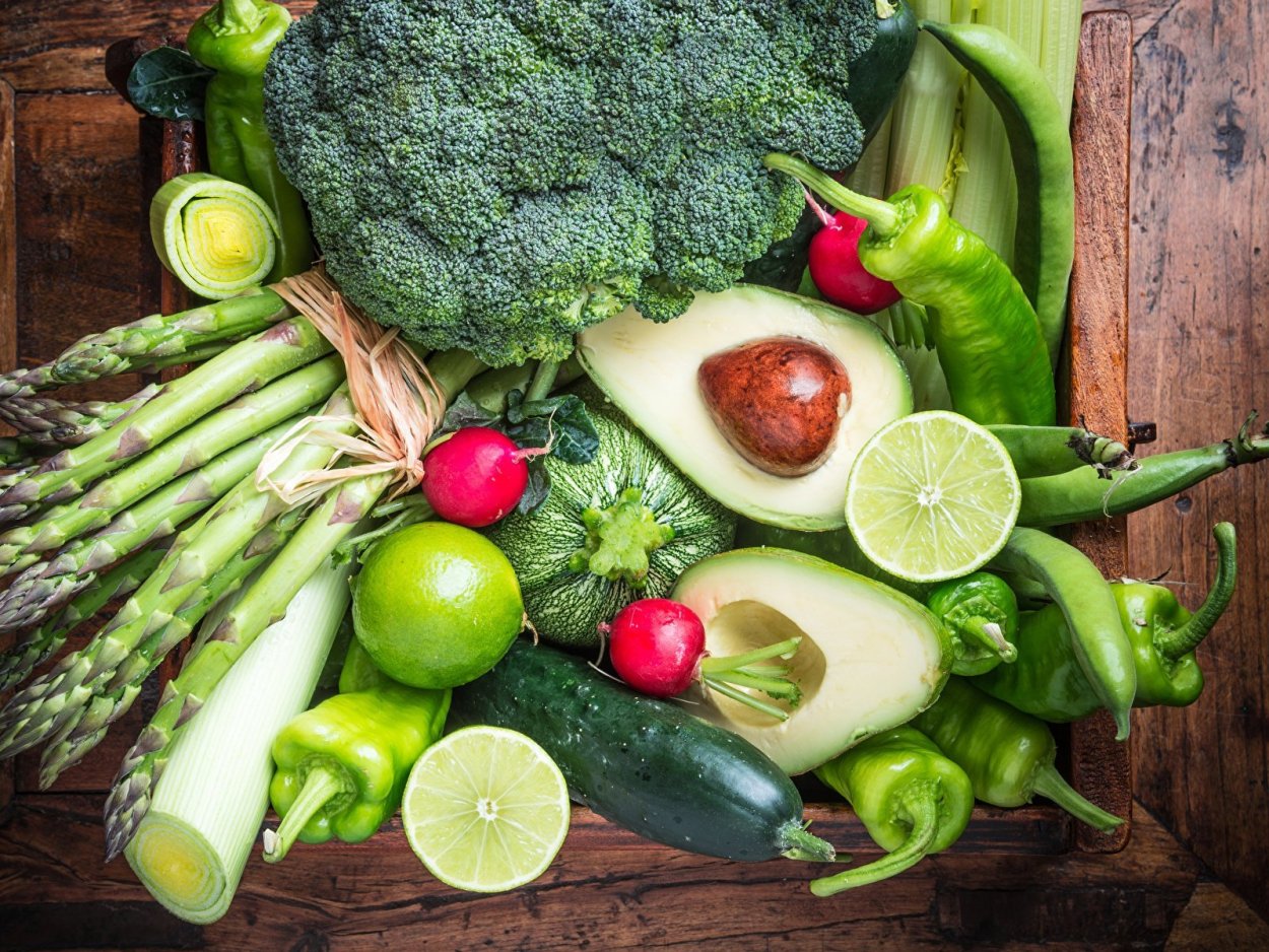 Овощи зеленого цвета