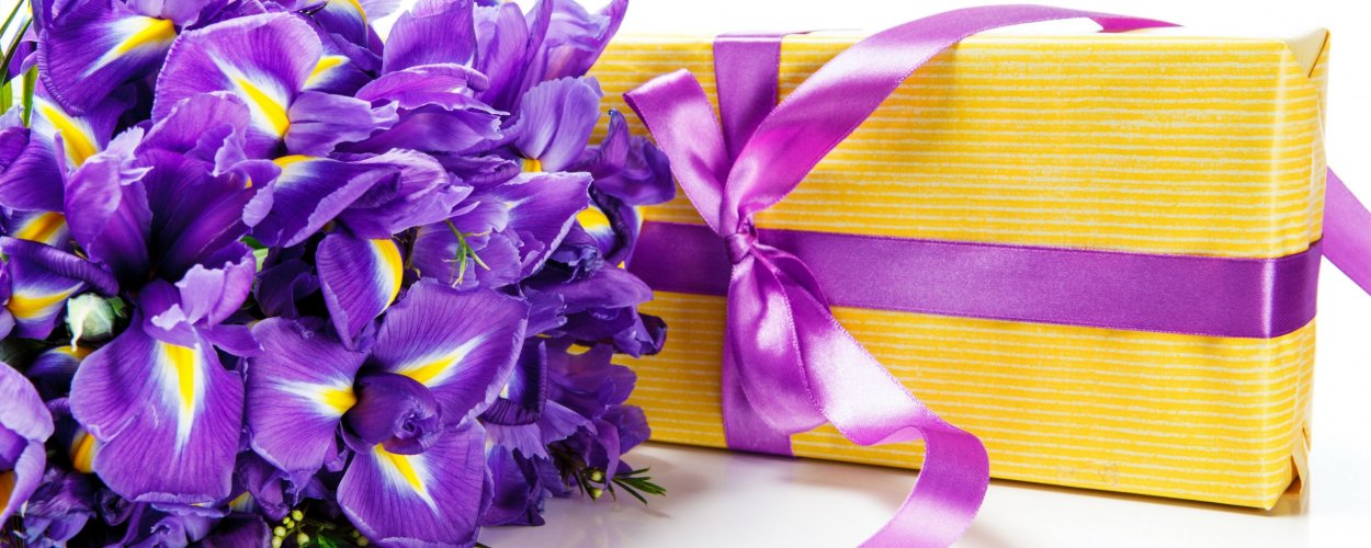 С днём рождения женщине