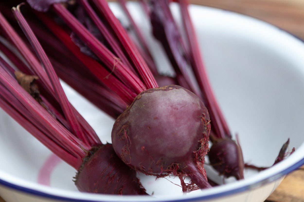 Она вся свекла сходи еще