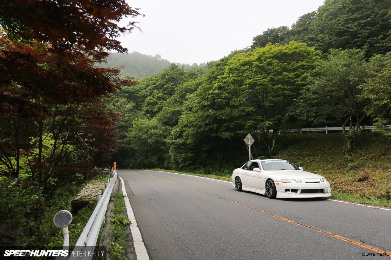 Гора Акина Япония дорога