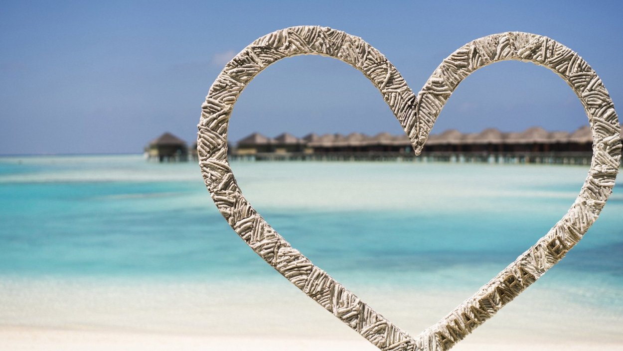 Мальдивы остров сердце