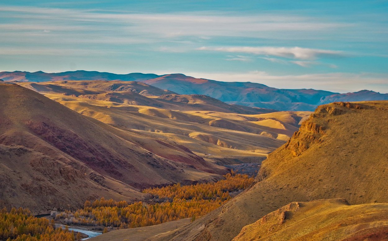 Цветные горы Кызыл-чина Республика Алтай