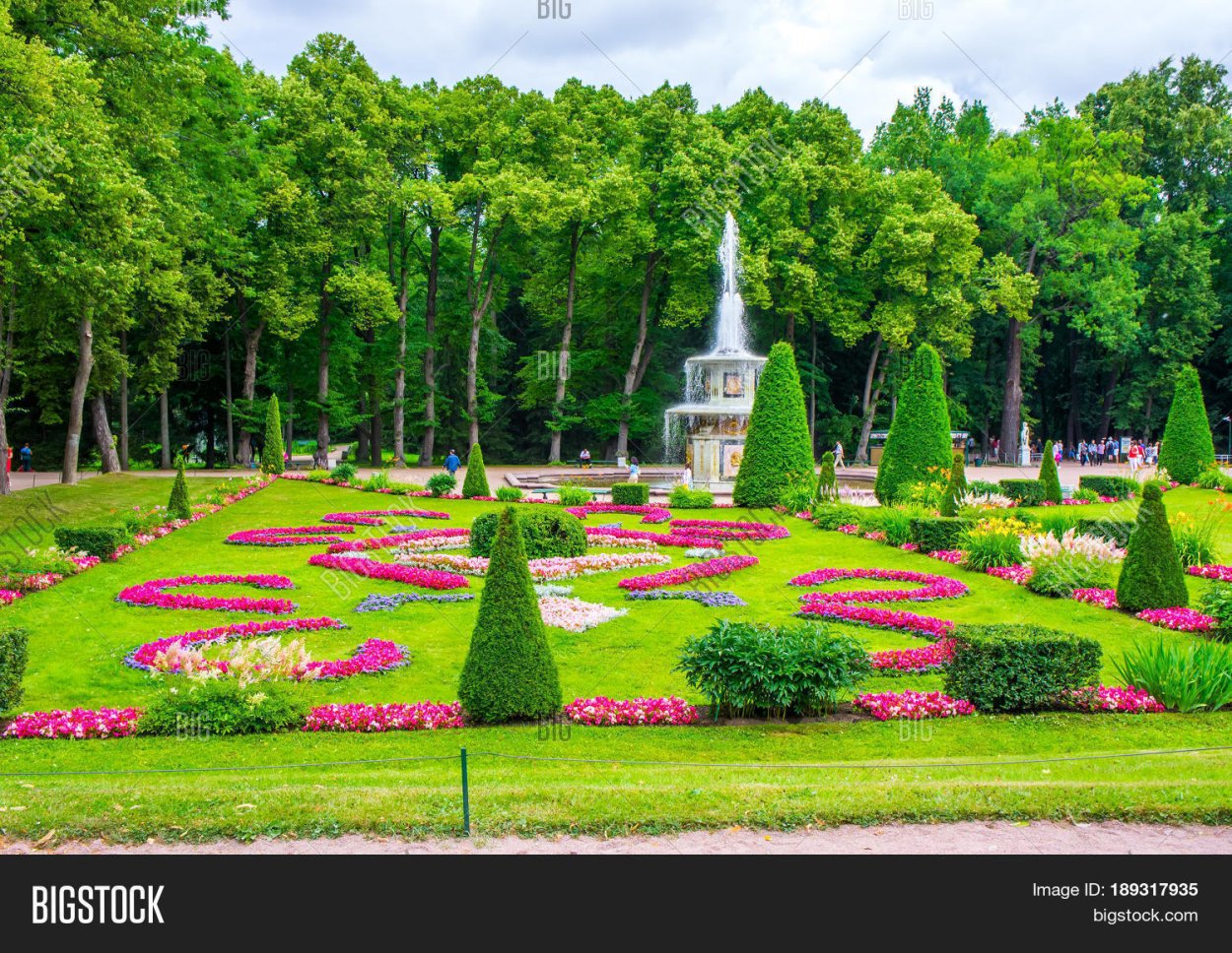 Партер парк Петергоф