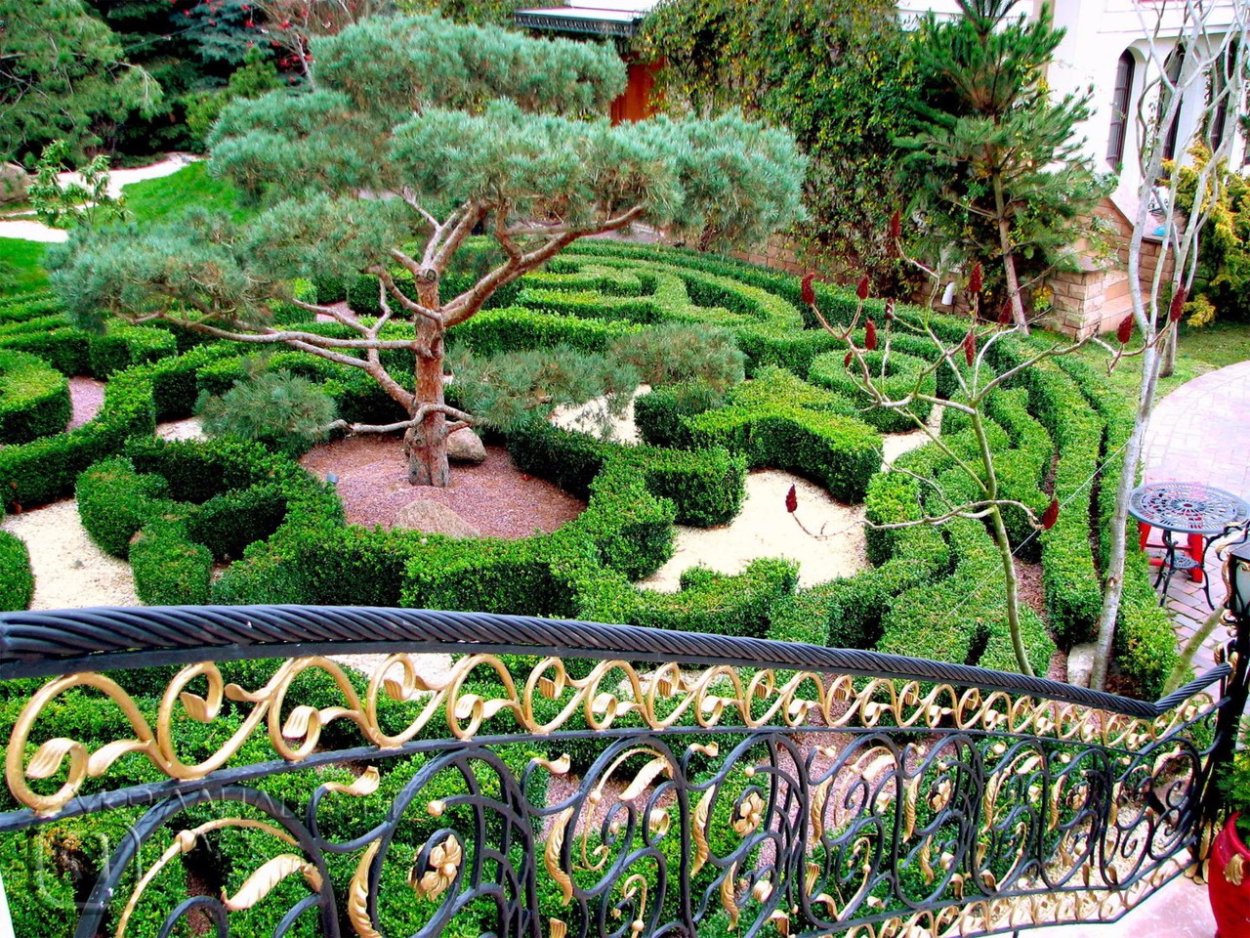 Парк в смешанном стиле