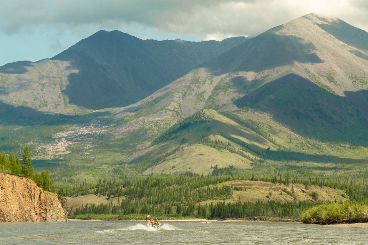 Река Якутии 1726 км