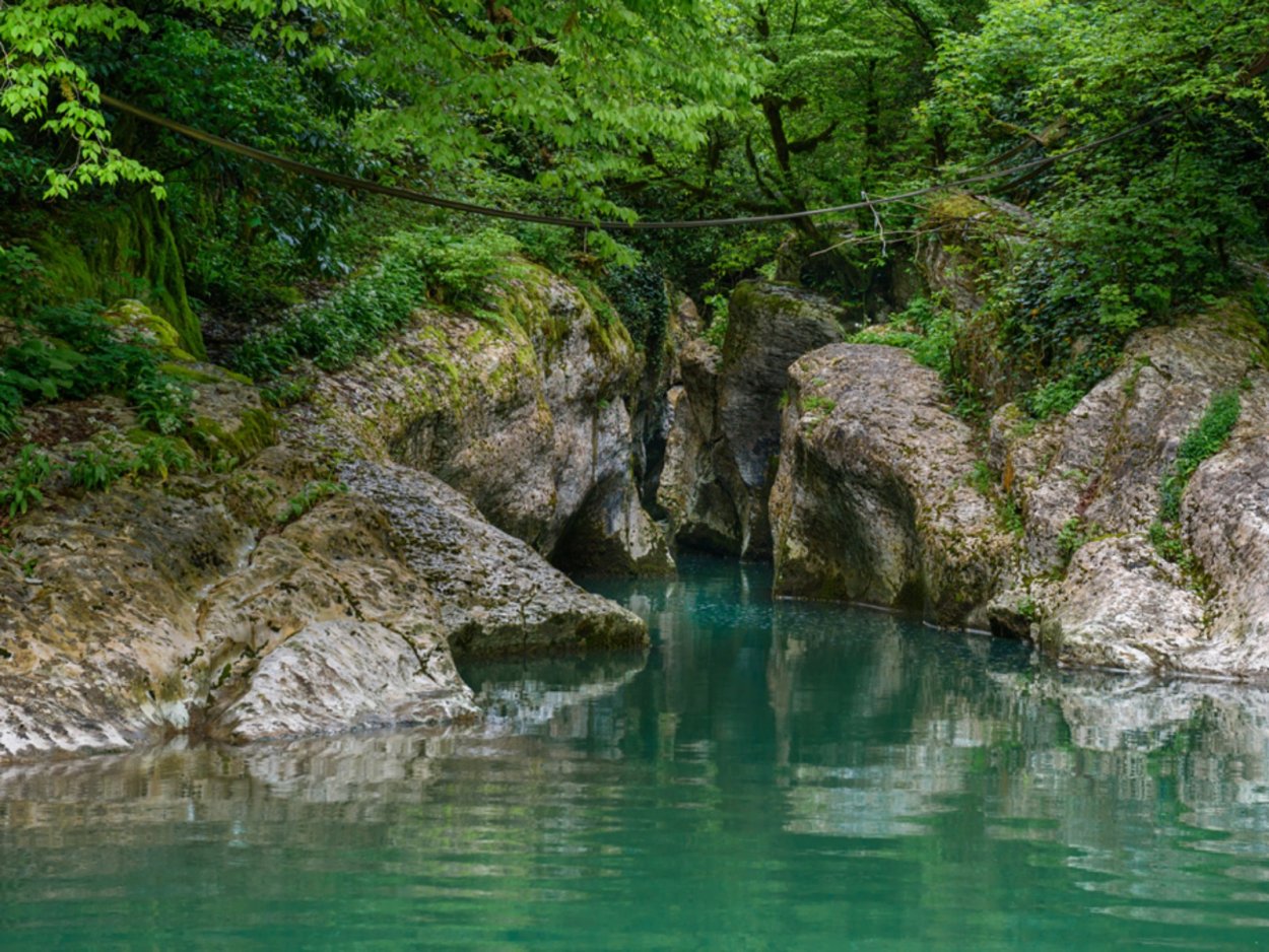 Каньон чертовы ворота Хоста