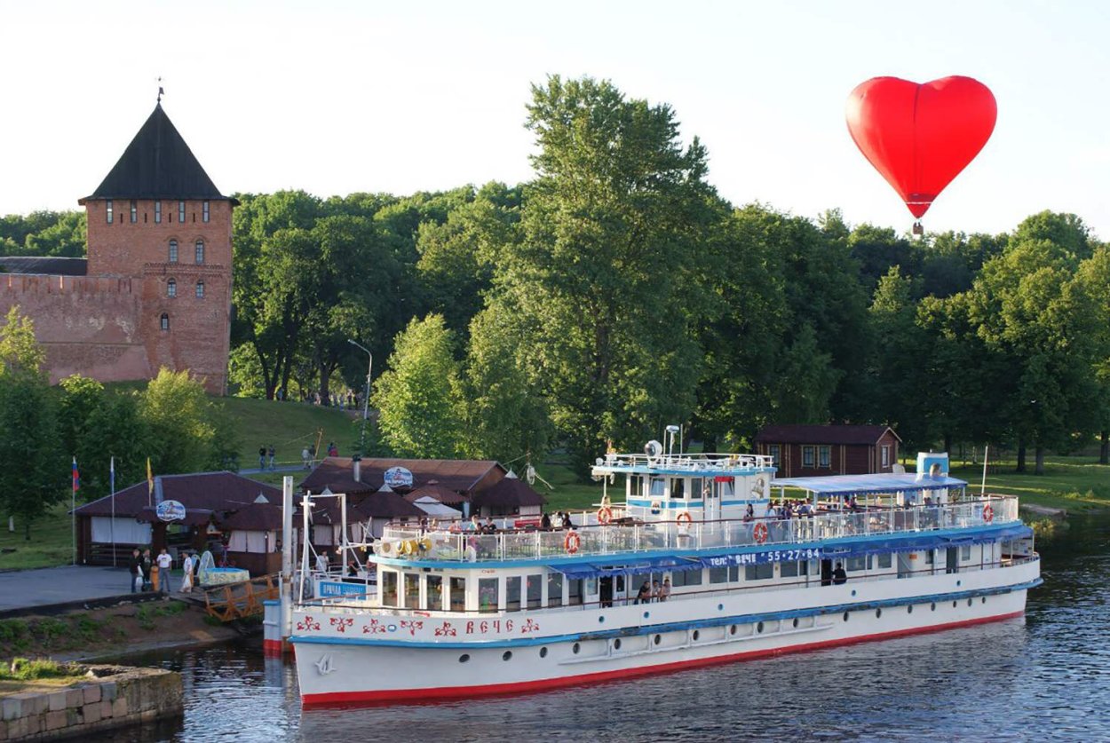 Великий Новгород теплоходные экскурсии