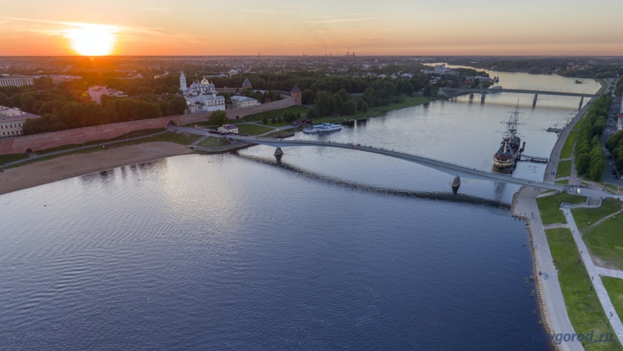 Волховский мост Великий Новгород