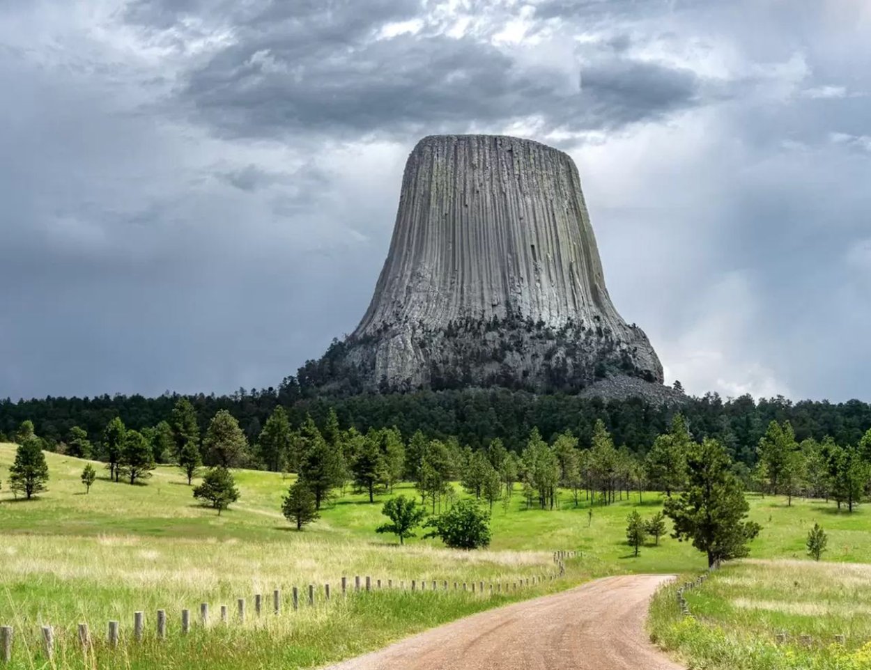 Башня дьявола медведь