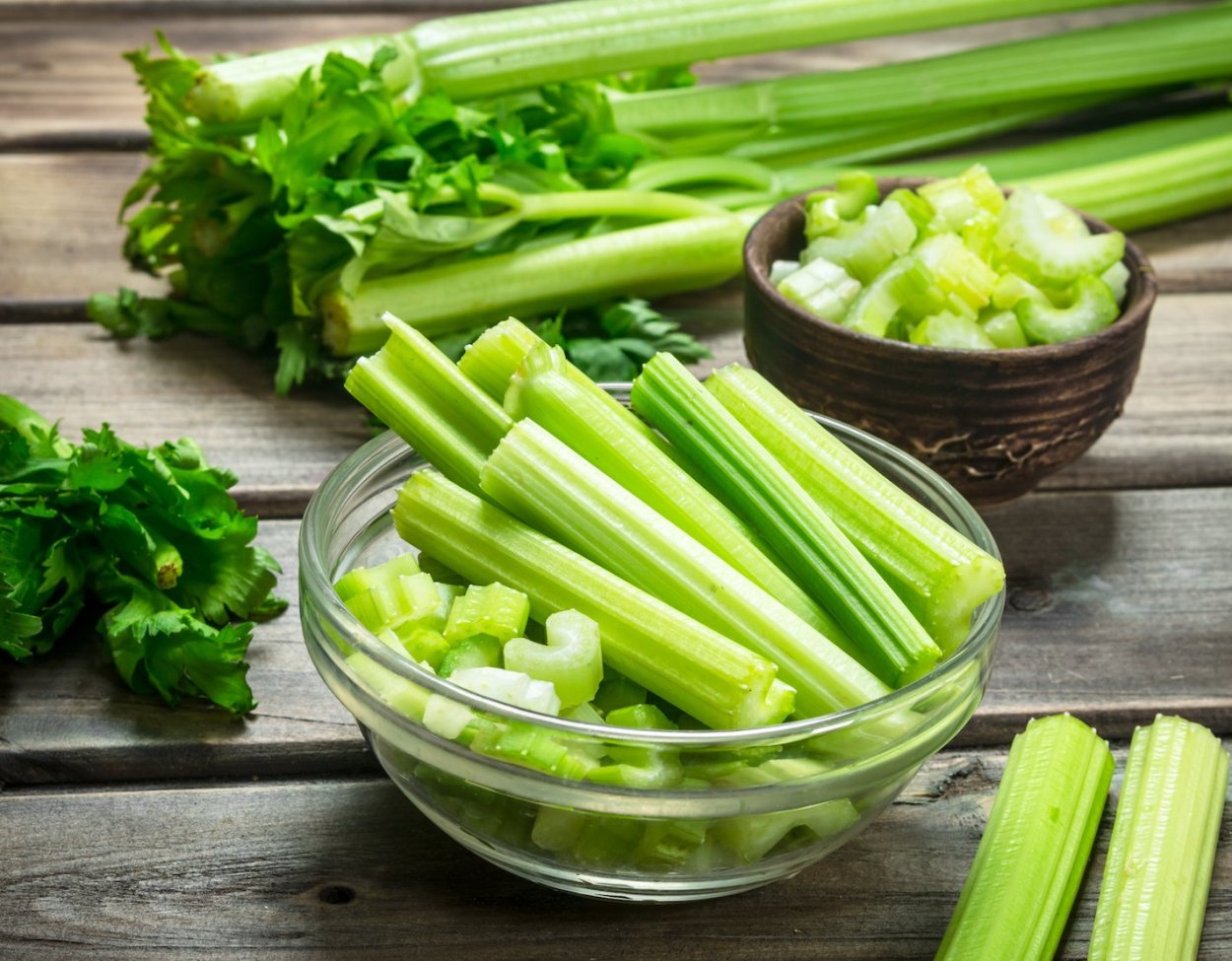 Сельдерей celery