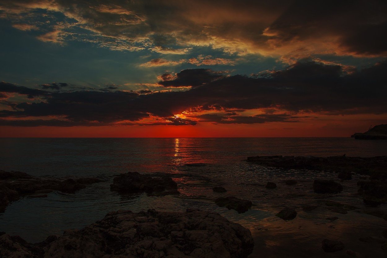 Закат на море