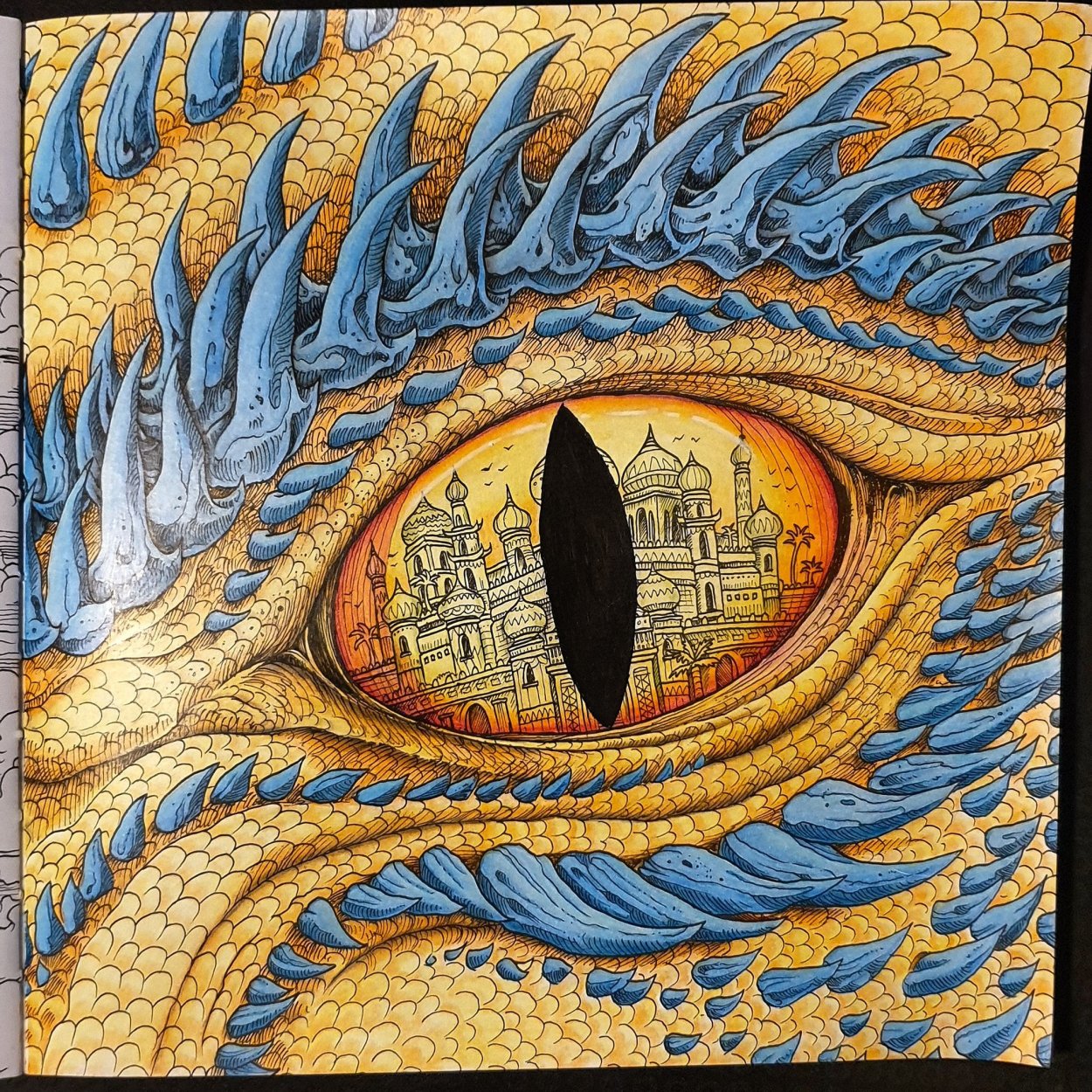 Дракон с множеством глаз