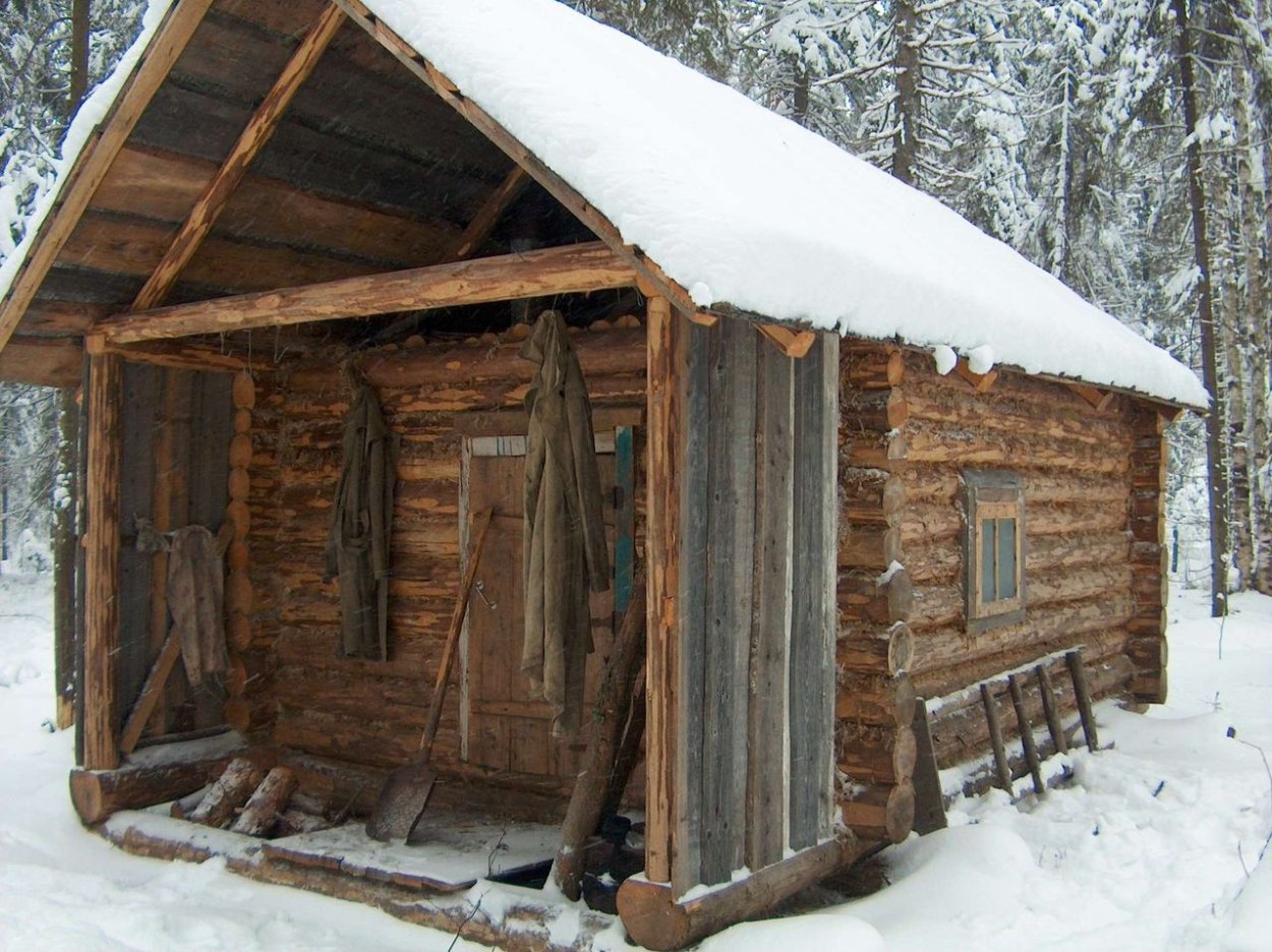 Охотничьи заимки и избушки в тайге