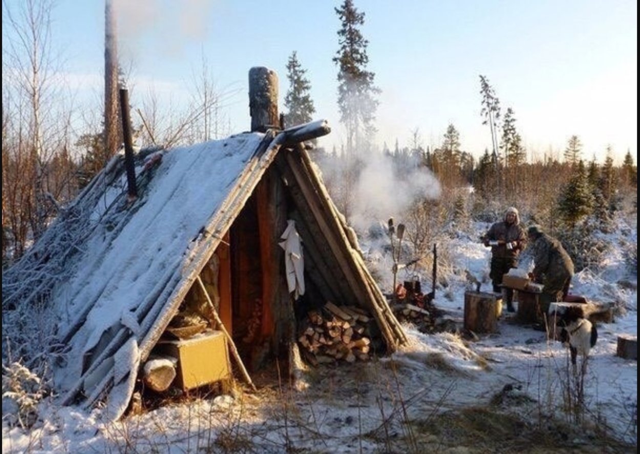 Охотничьи зимовья и избушки в тайге