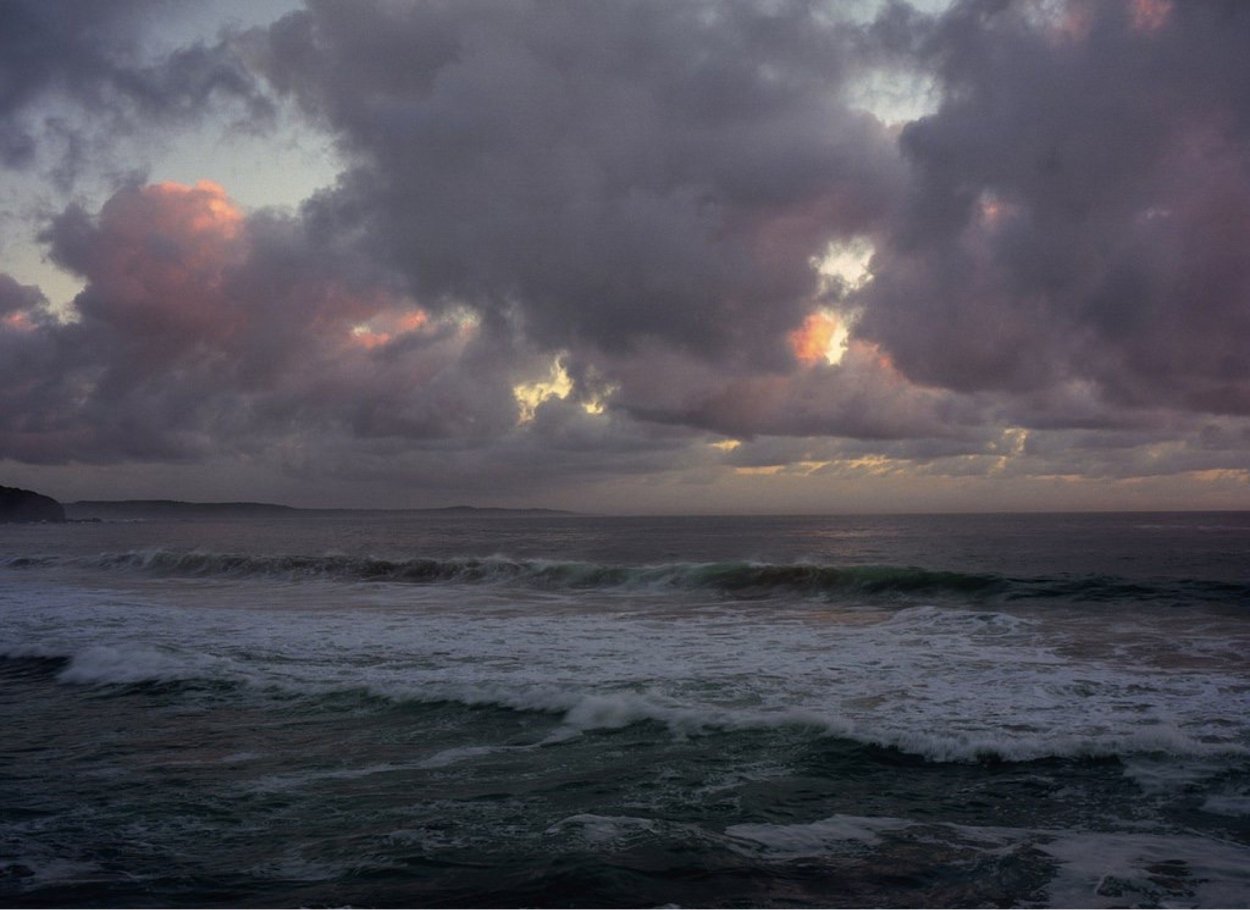 Грустное море