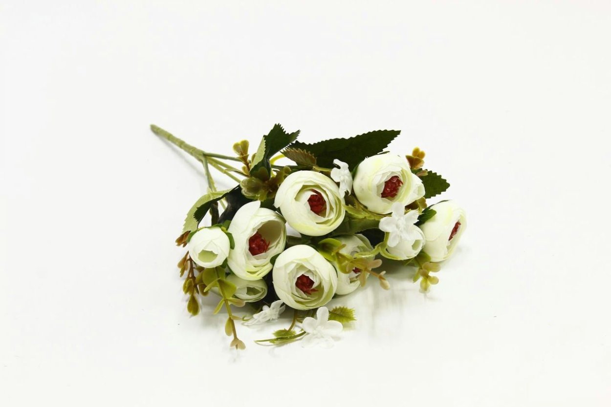 Букет белых камелий