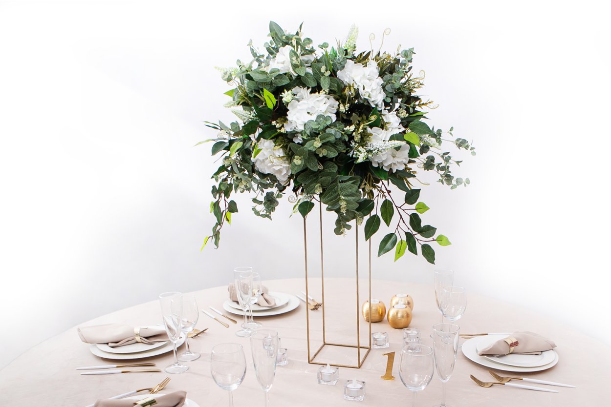 Композиция на стол