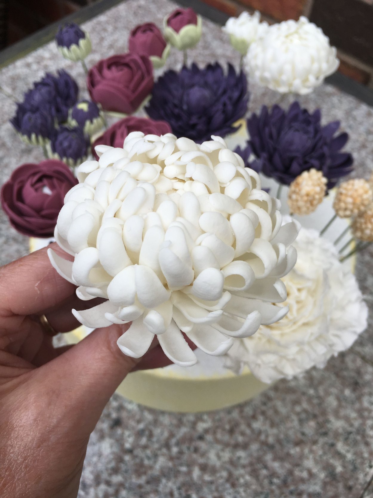 Хризантема из холодного фарфора мастер класс