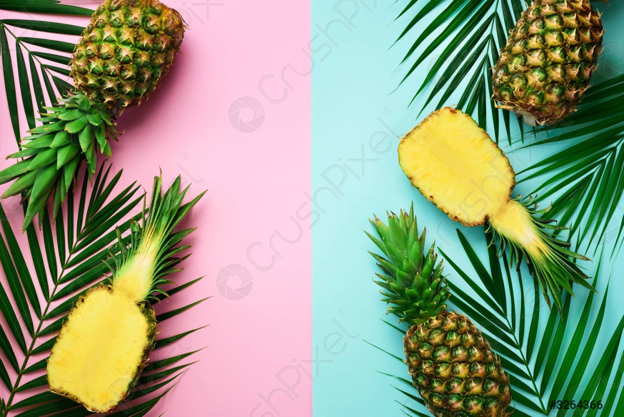 Кокос ананас на зеленом фоне