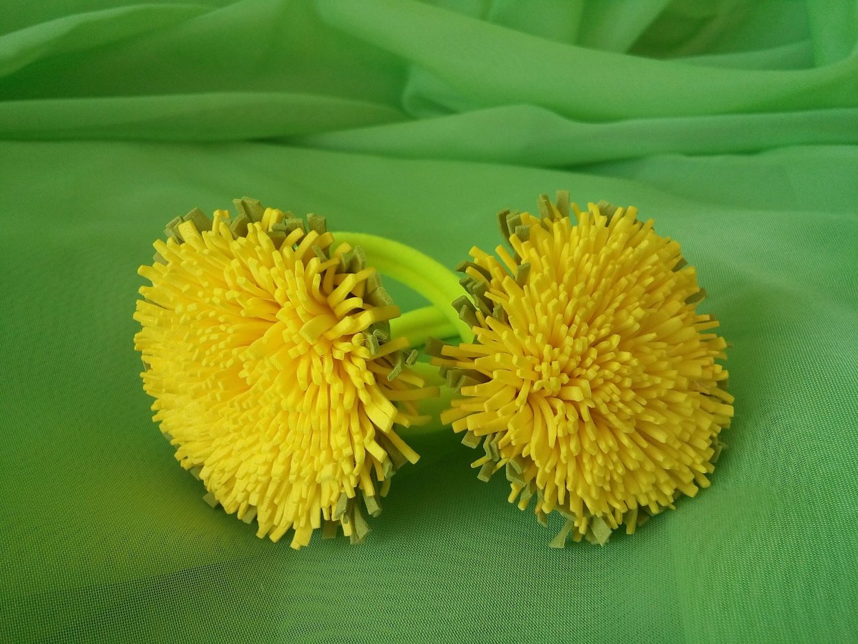 Резиночки с одуванчиками