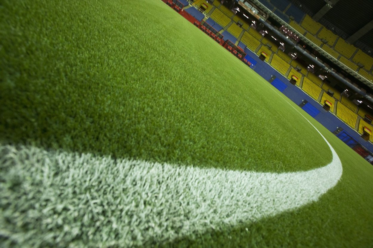 Футбольный газон