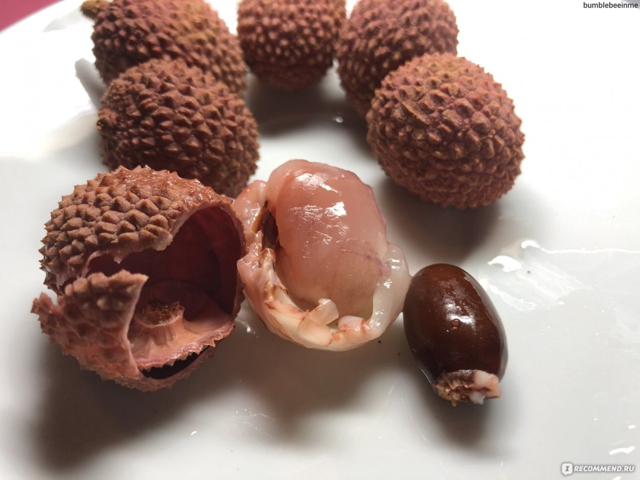 Личи фрукт коричневый